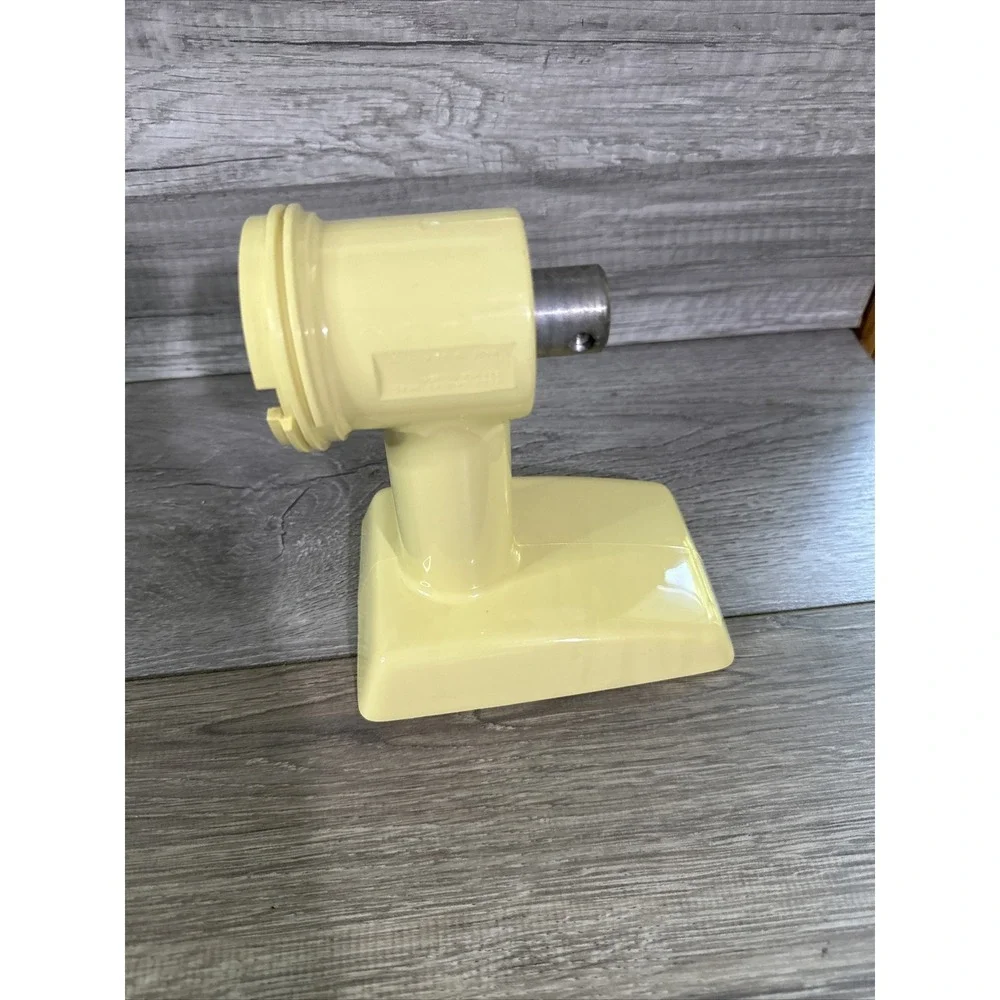 Oster Regency Kitchen Center Head Attachment 954-MA Yellow Excellent Vintage USA